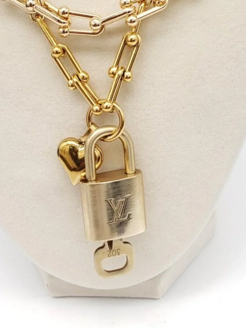 Authentic Louis Vuitton Gold Padlock w/ Unbranded Fashion Stainless Steel Chain - Picture 6 of 8